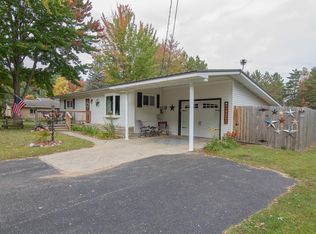 506 Murphy St, Coleman, MI