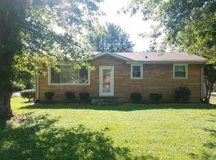 402 South Ct, Greenbrier, TN 37073