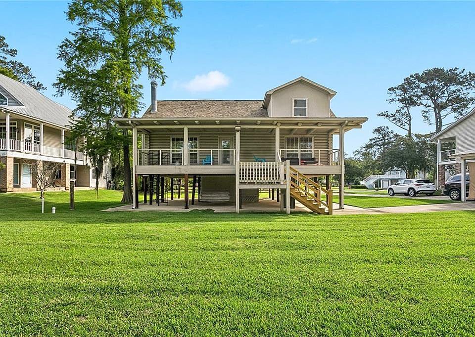 1st image of 69037 Riverbend Dr