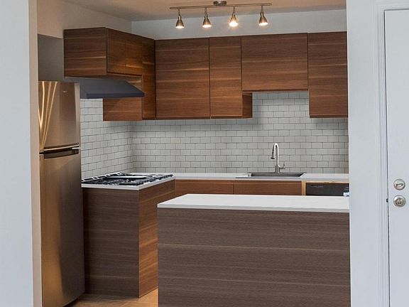 4th image of 509 Catharine St Floor 2