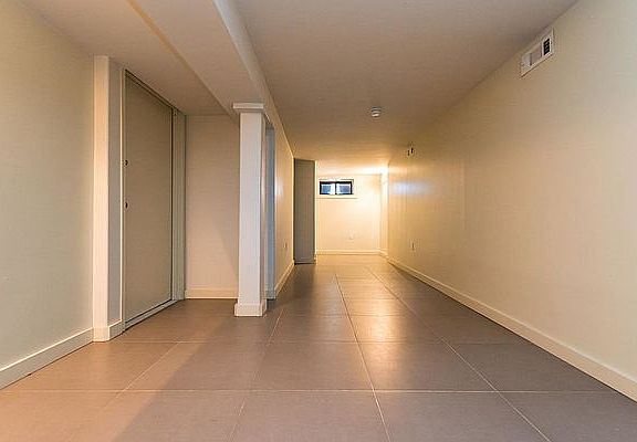 4th image of 179 Maujer St #L