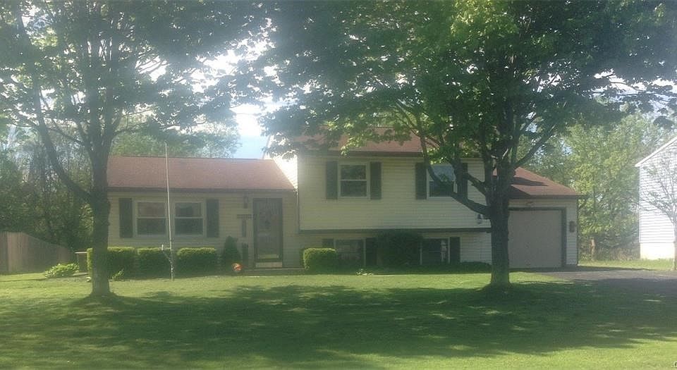 1st image of 5950 Brigadier Dr