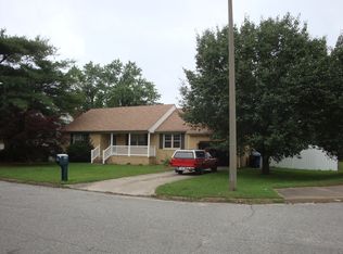 1056 Chatmoss Dr, Virginia Beach, VA 23464