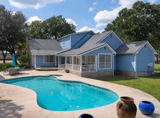 59 Segner Rd, Fredericksburg, TX 78624