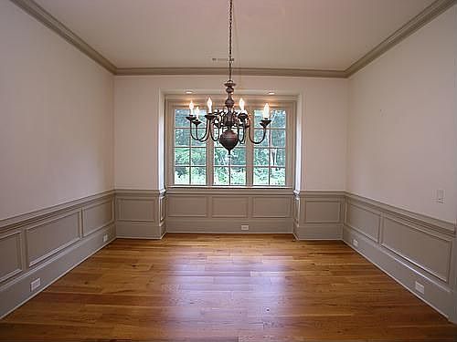5th image of 1110 Bloomsbury Ln