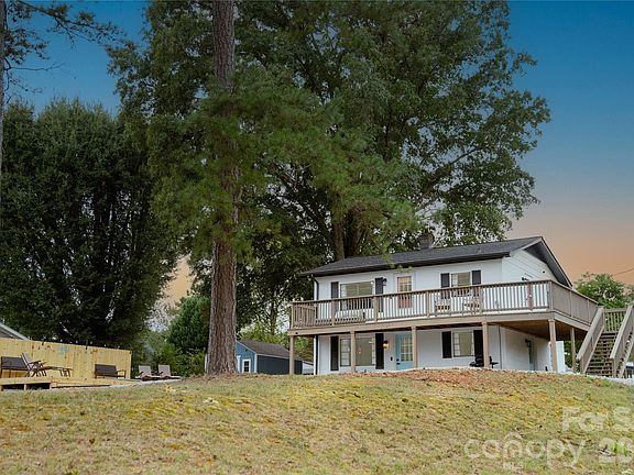 2nd image of 115/117 Bowfin Cir