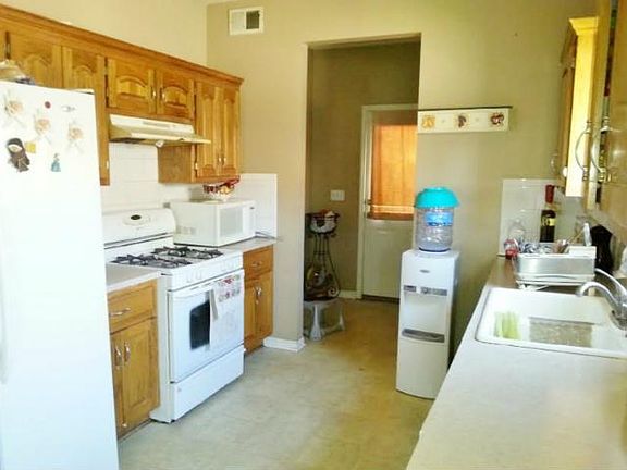 5th image of 1146 Grandview Blvd
