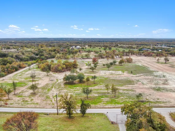 4 Perkins Rd, Poolville, TX 76487