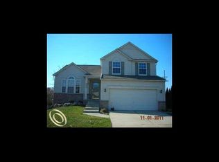 492 Otter Run, Holly, MI 48442