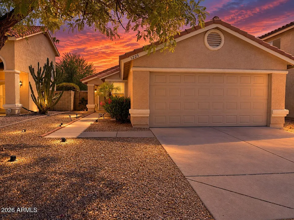 1225 E Angela Dr