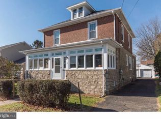 14 Dallas Rd, Willow Grove, PA 19090