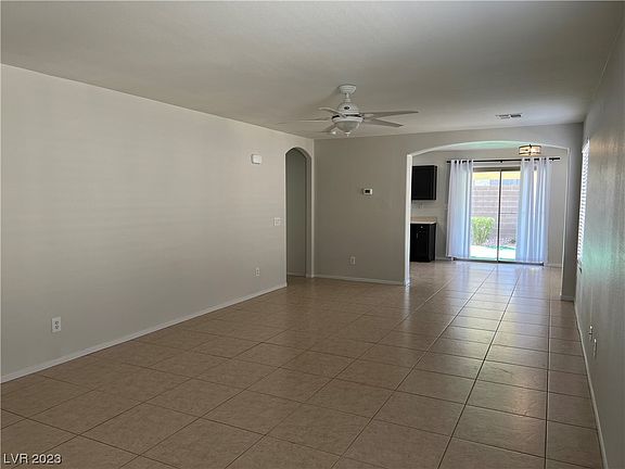 5th image of 4931 Lunetto Ave