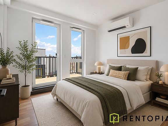 3rd image of 832 Lexington Ave #6A