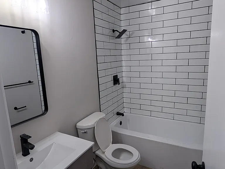 8 Magnolia Ct #8 — Photo 5