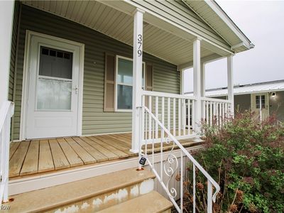 379 Pin Oak Cir, Elyria, OH, 44035