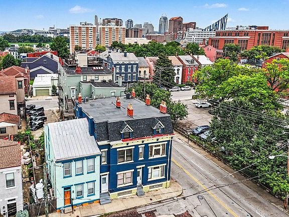 3rd image of 202 Athey St APT 2A