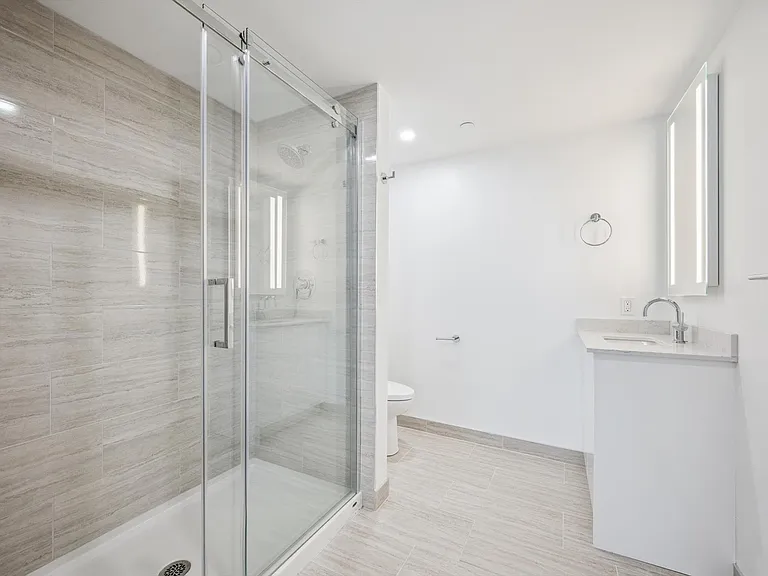 410 Westhaven St — Photo 87