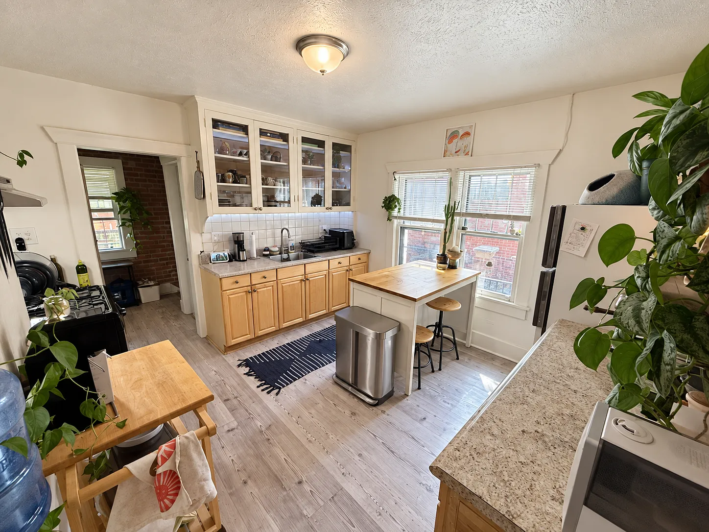 2 bed, 950 sqft, $2,175 — Photo 4