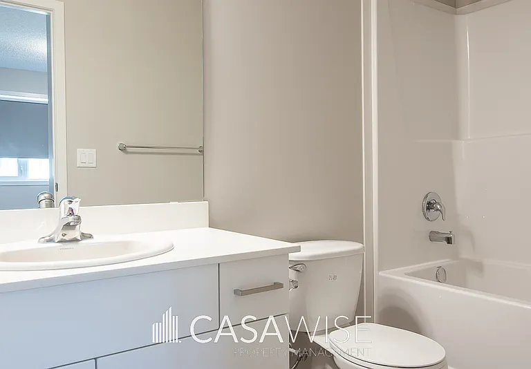 17223 9a Ave SW #17223 — Photo 11
