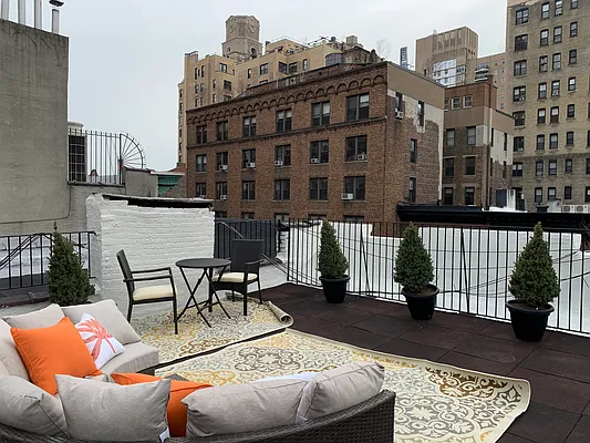 Rented by Corcoran | media 2