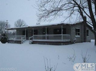 11963 Fillmore St, West Olive, MI 49460