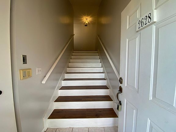 3rd image of 2628 SE 19th Ct #202-C