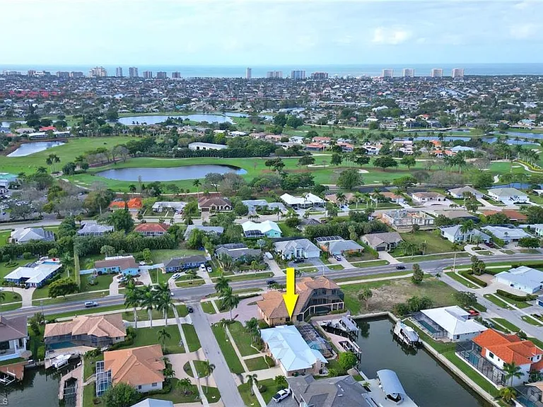 562 Goldcoast Ct — Photo 26