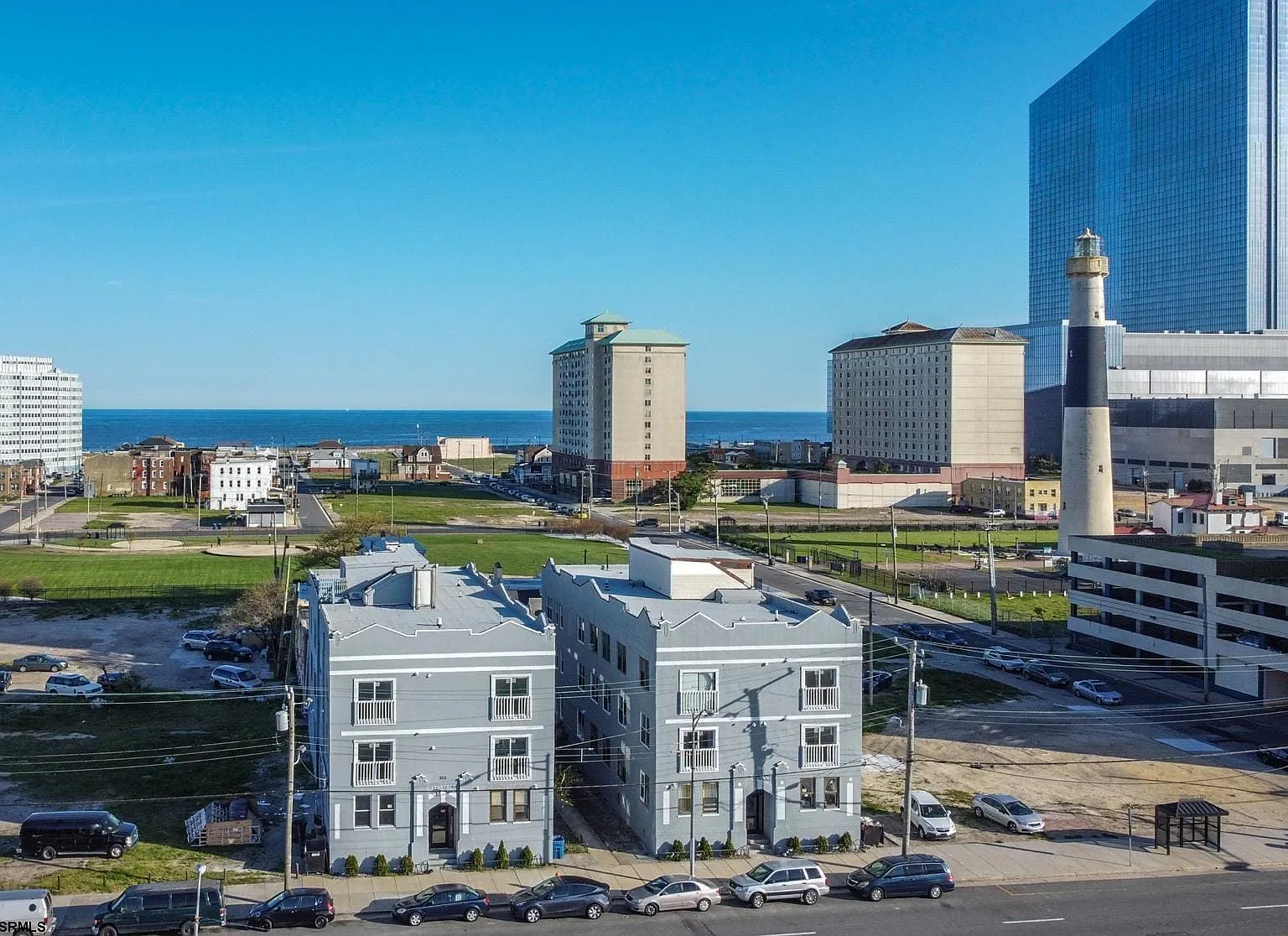 2 bed, 1.0 bath, $1,800 — Photo 1