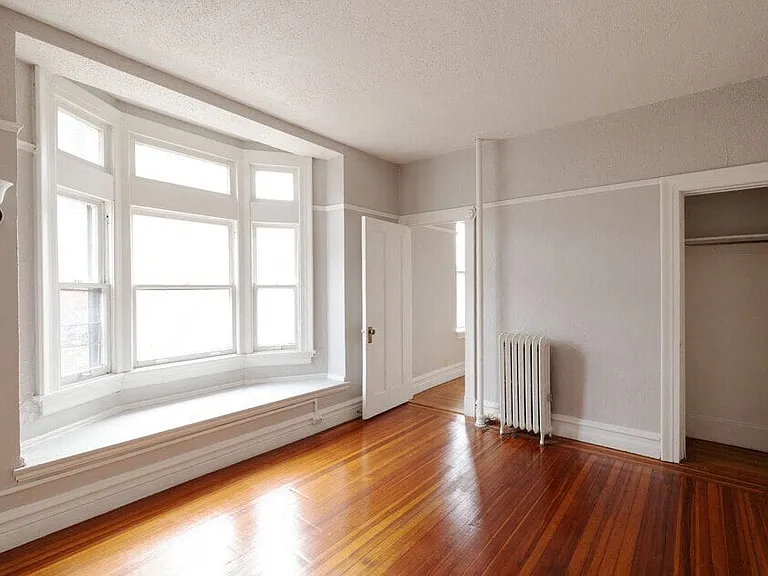 Caldwell Apartments — Photo 16