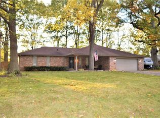 2111 Dena Dr, Anderson, IN 46017