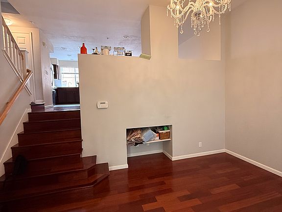 5th image of 4687 Mangrove Dr