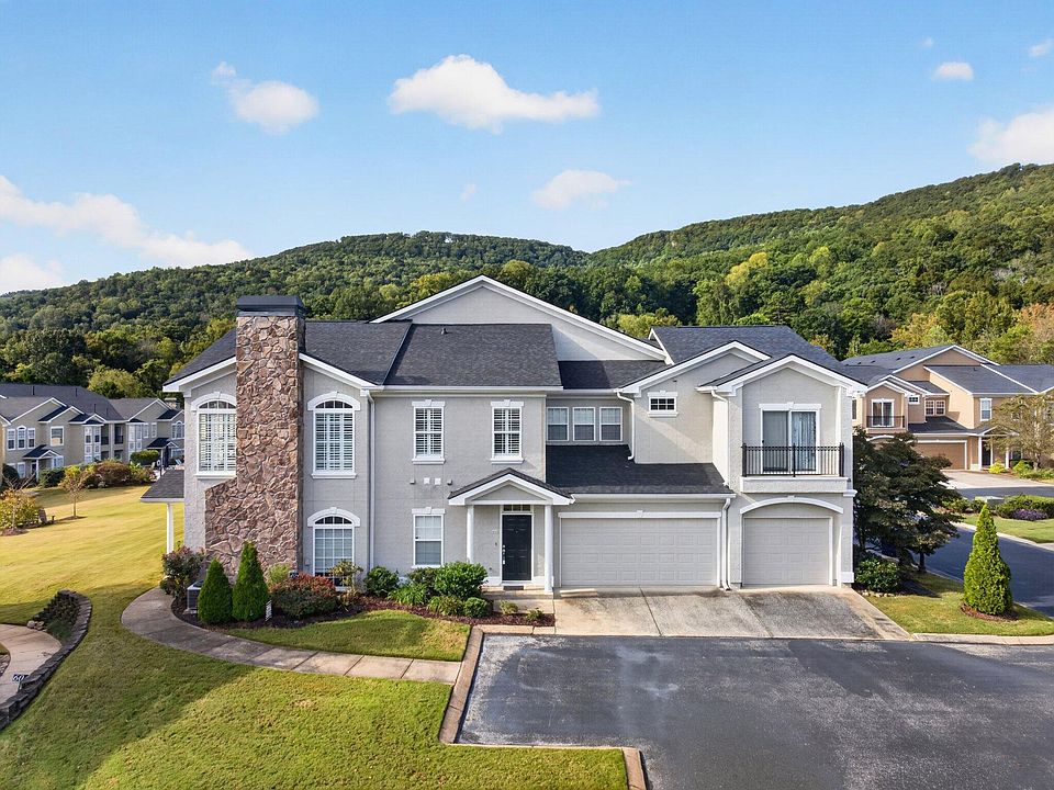 1st image of 408 Renaissance Ct