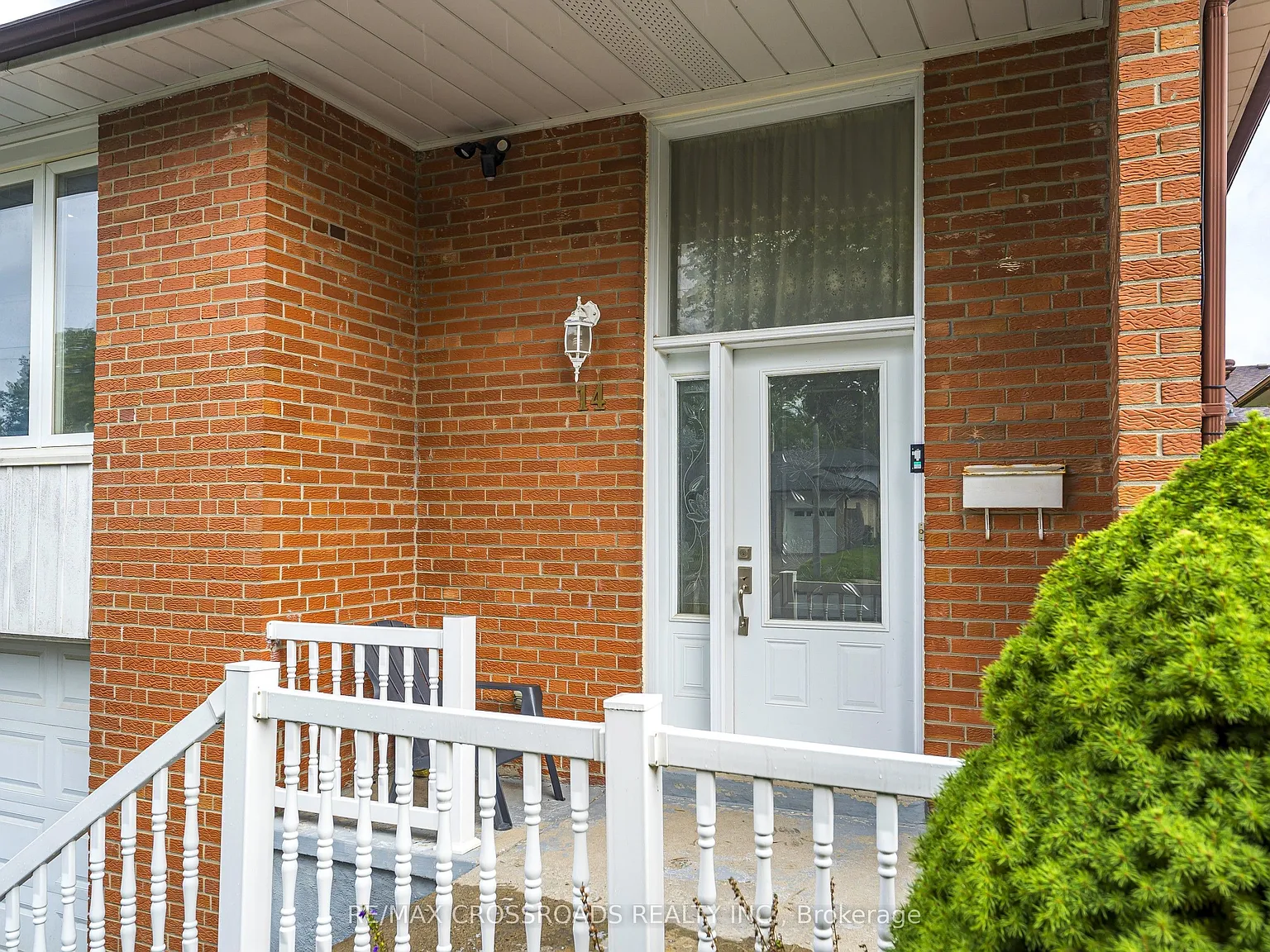 3 bed, $2,800 — Photo 2
