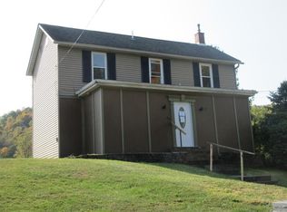 34 Browntown Rd, Avella, PA 15312