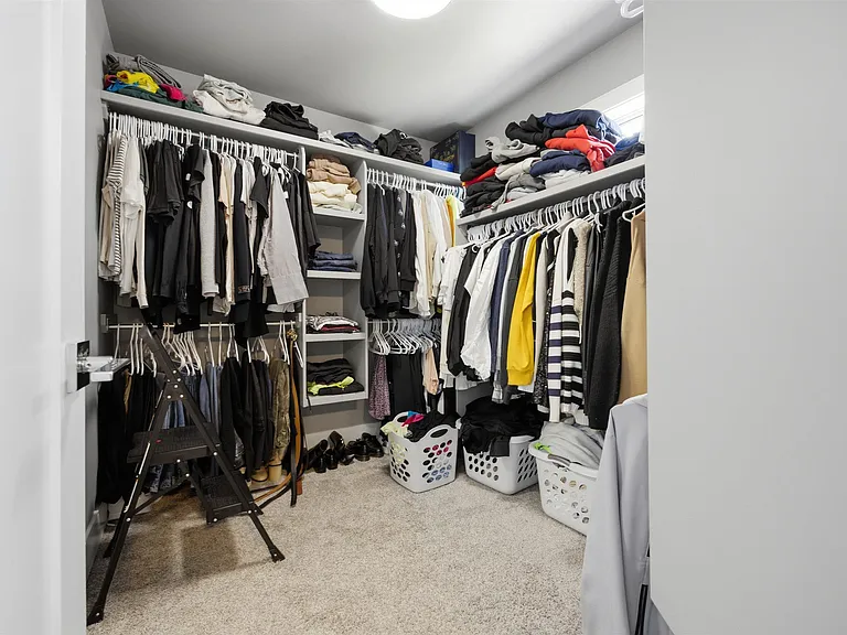 1305 Hainstock Way SW — Photo 38