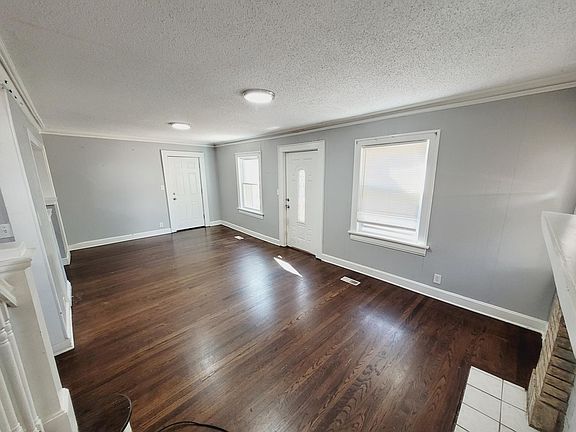 4th image of 6219 Tracy Ave