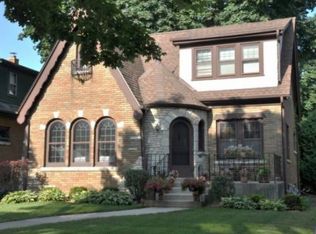5143 N Berkeley Blvd, Whitefish Bay, WI 53217