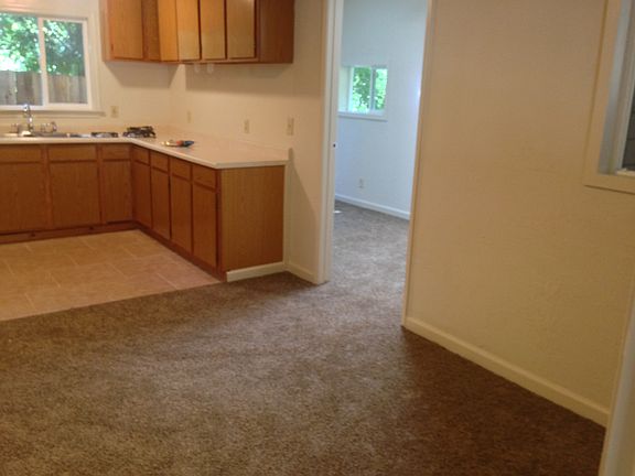 3rd image of 144 Hillside Ave #144