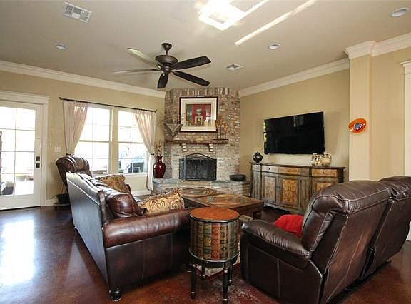 3rd image of 9300 Spyglass Ct