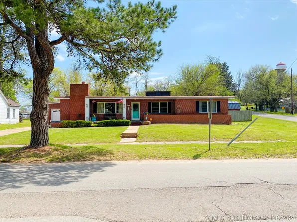 219 High St, Eufaula, OK 74432
