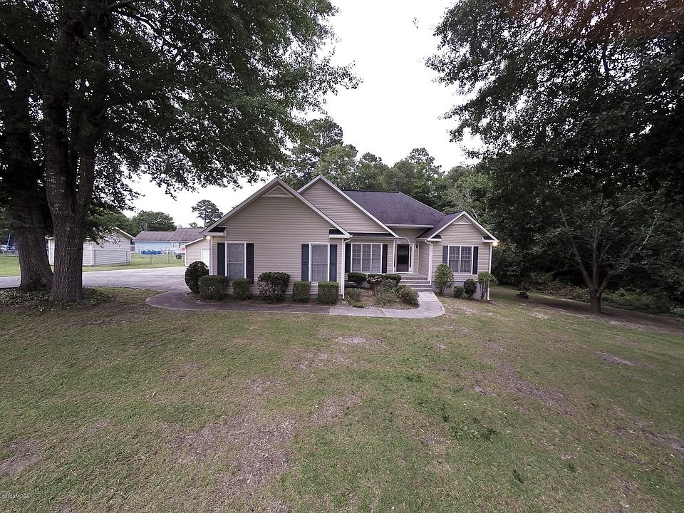 1st image of 212 Heath Dr N