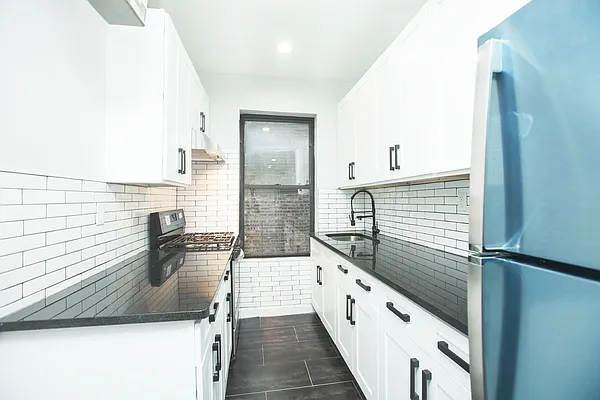 Rented by Arden Realty Corp. | media 23