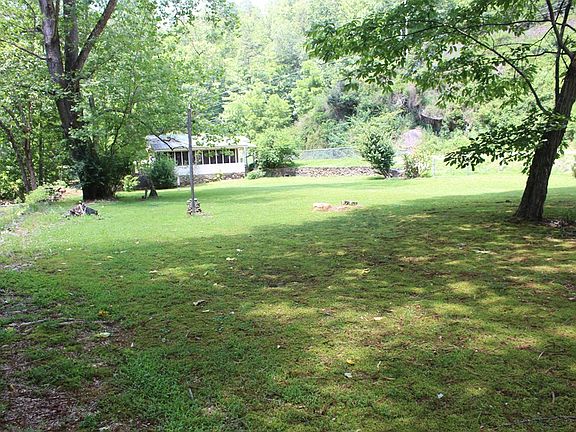 5th image of 1690 Alarka Rd