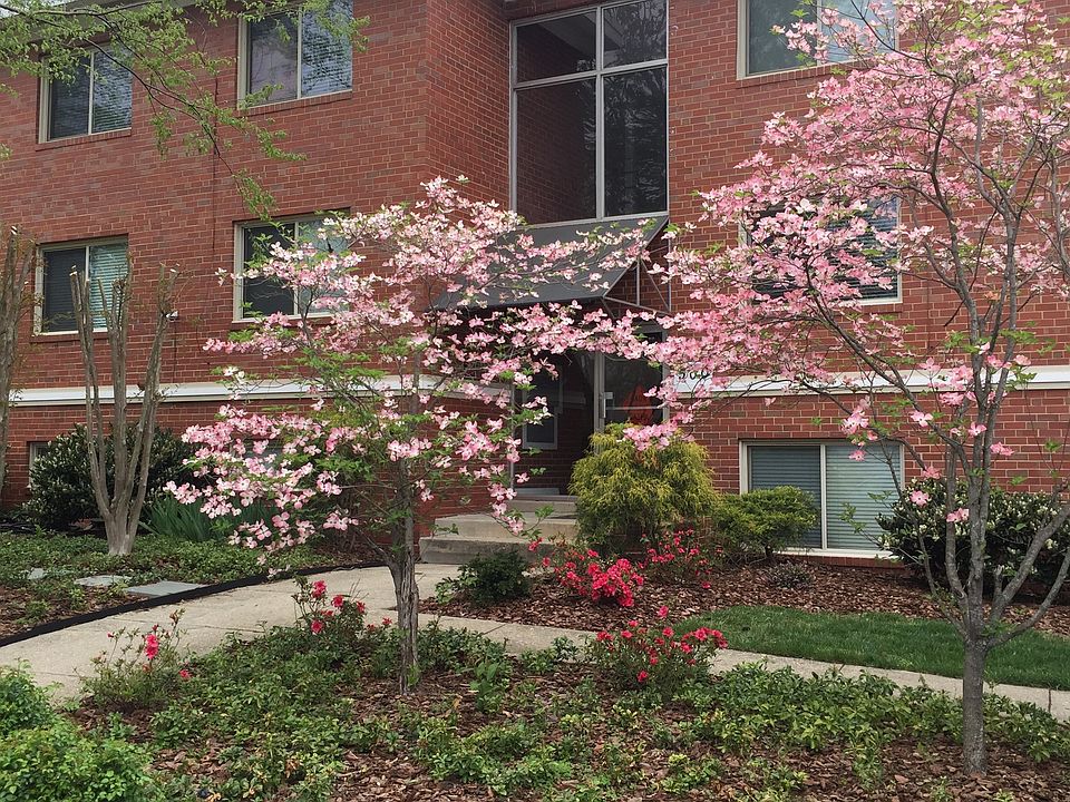 Walter Reed Apartments
