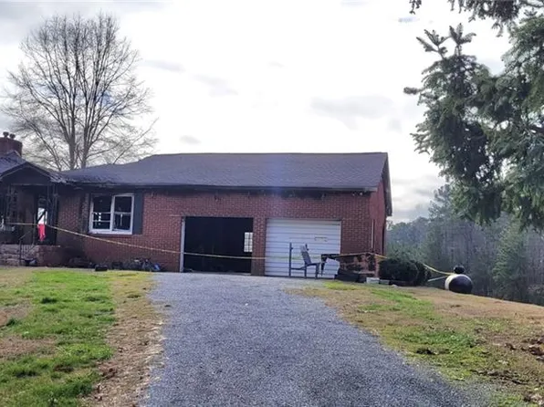 162 Hendricks Rd, Rydal, GA 30171