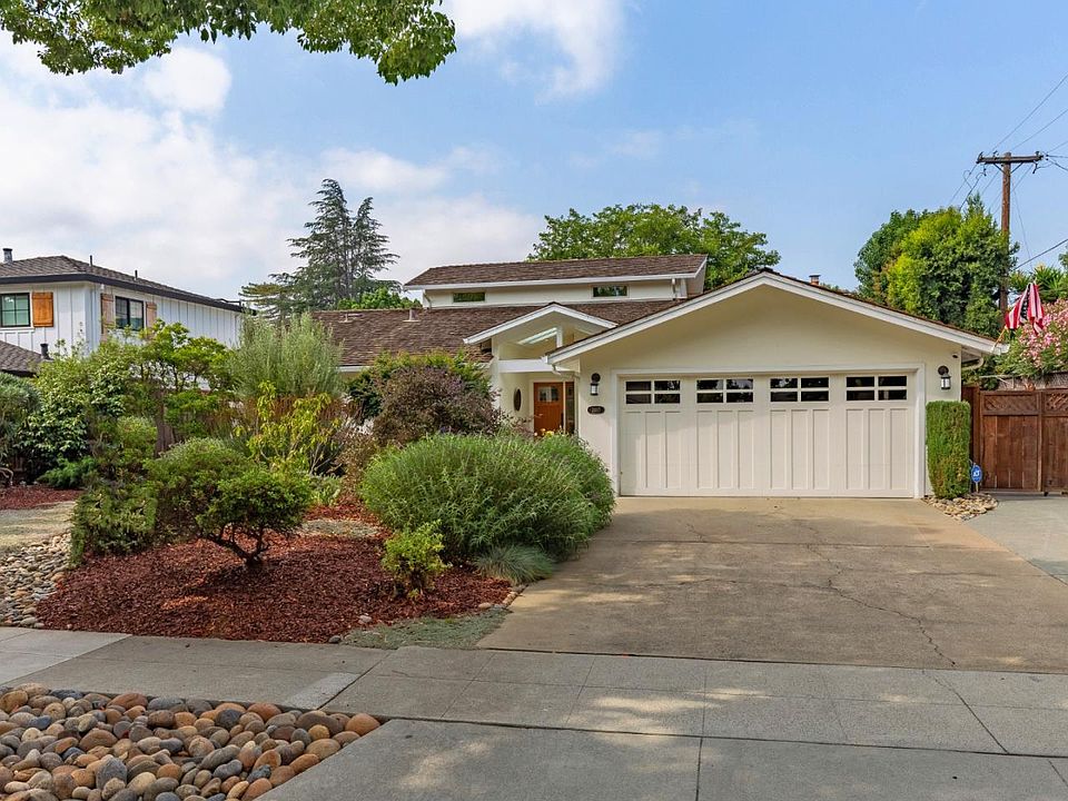 1st image of 2487 Gunar Dr