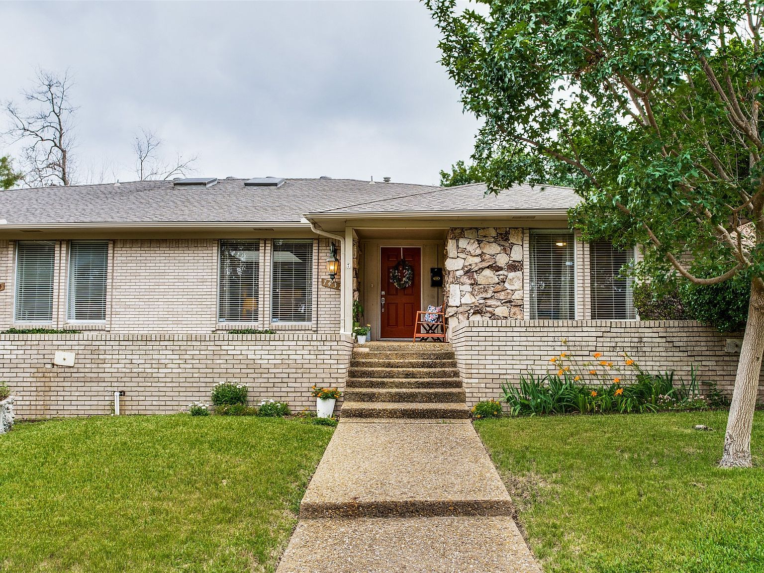 7432 Wellcrest Dr, Dallas, TX 75230 | Zillow