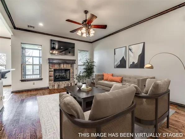 15925 James Thomas Ct, Edmond, OK 73013