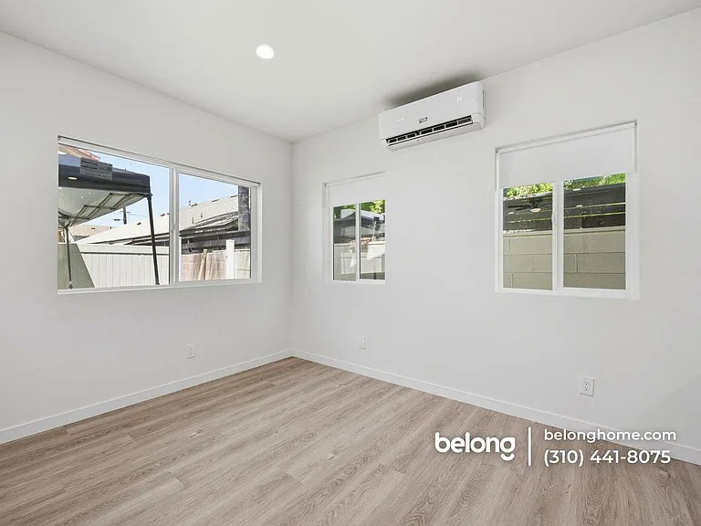 20144 Stagg St — Photo 13