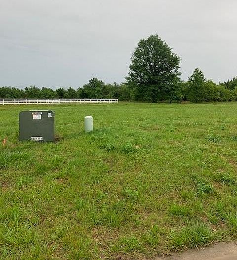 2nd image of 115 Vals Ln